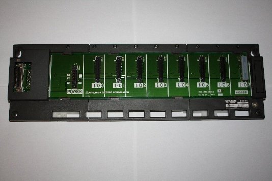 PLC Rack, How PLCs work, PLC Scan cycle, PLC Mitsubishi scan-time, PLC check, input/output, program execution, terminals